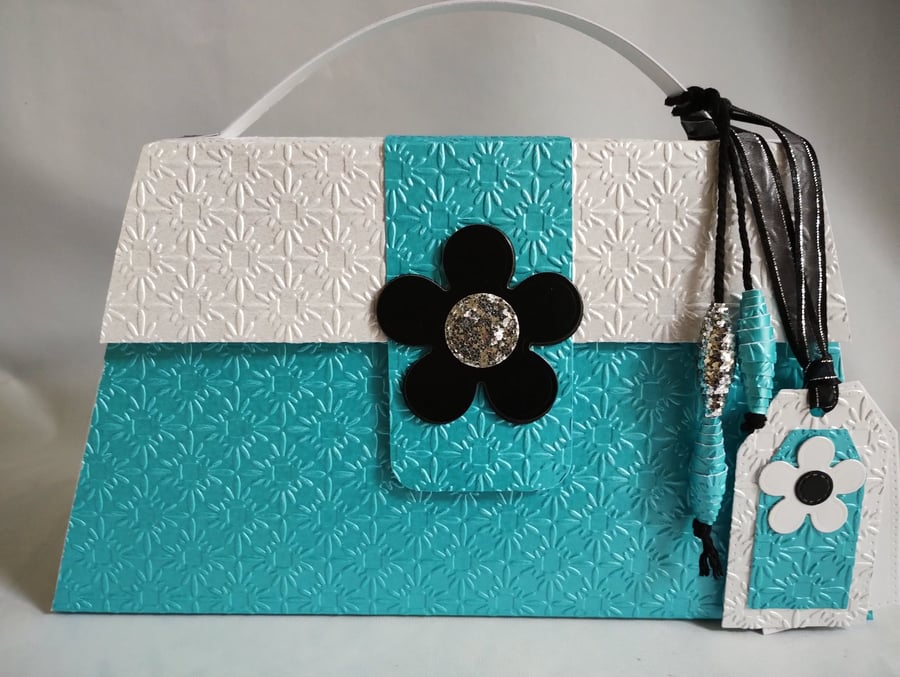 Teal, turquoise or peacock blue? Retro 60s Handbag Style Gift Box 