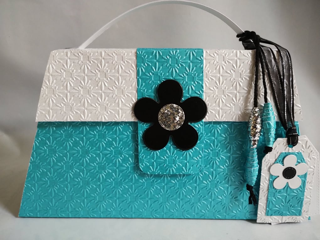 Teal, turquoise or peacock blue? Retro 60s Handbag Style Gift Box 