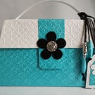 Teal, turquoise or peacock blue? Retro 60s Handbag Style Gift Box 