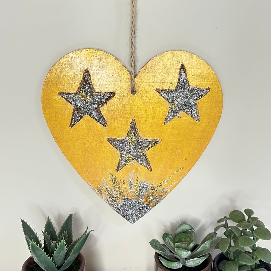 Christmas Star Hanging Wooden Heart Decoration 