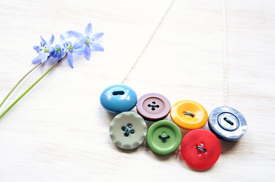 Quirky Button necklace, Hippie necklace, Unique jewellery, Vintage buttons, OOAK