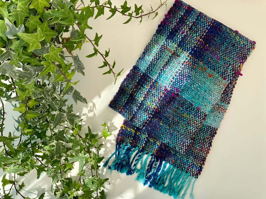 Scarf. Hand spun and woven. OOAK. Art yarn scarf. 