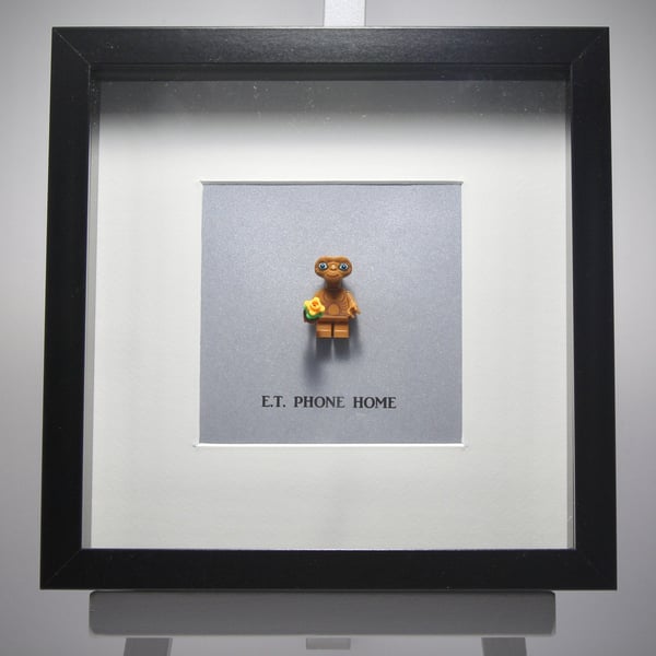 E.T. mini Figure frame.