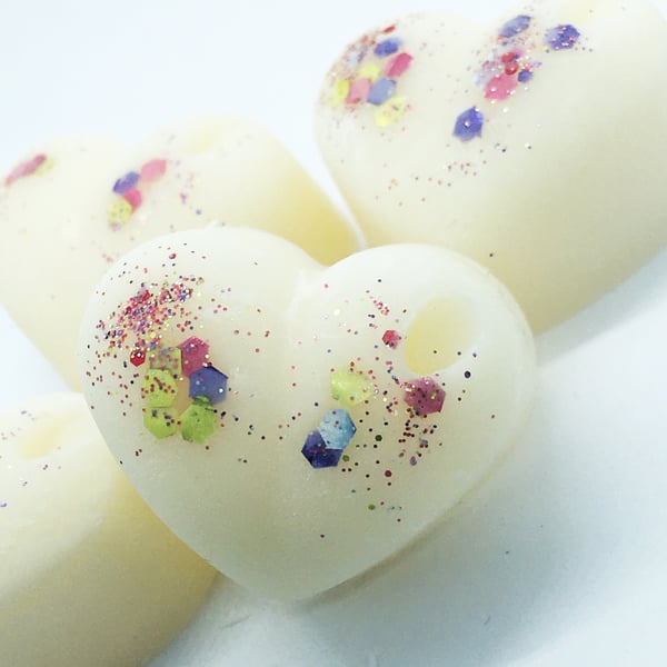 4 Hand poured  Wax Melt Hearts - 100% Soy wax, Flower Explosion 