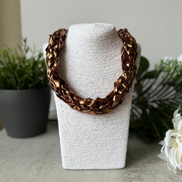 Metallic Bronze-Gold Yarn Necklace 