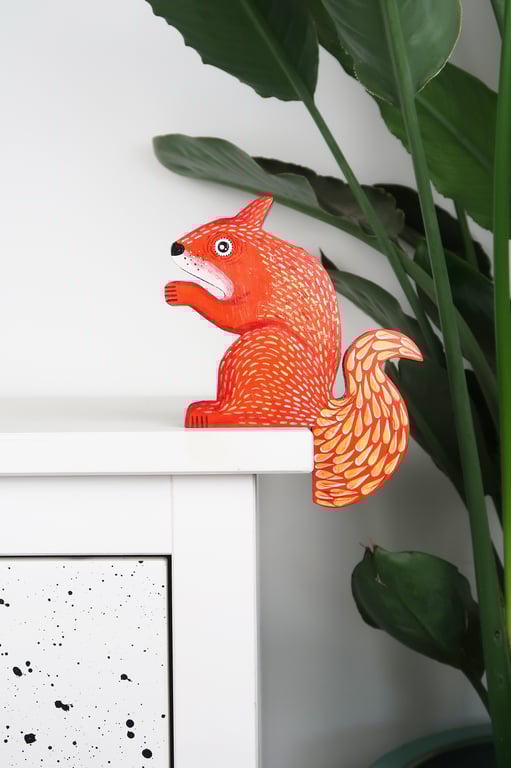 Squirrel door topper, autumnal home decor, animal decoration for door frame.