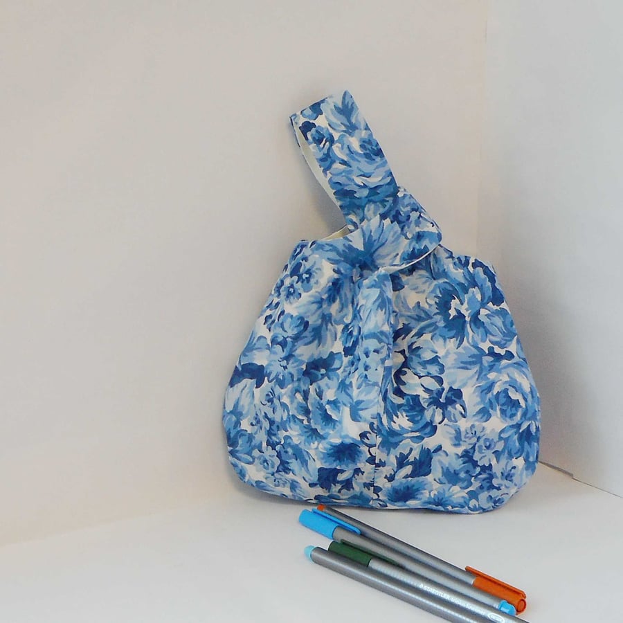 Cotton Japanese Knot bag in cobalt blue