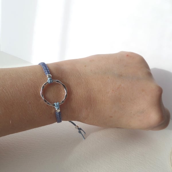 Silver Open Circle Blue Adjustable Bracelet