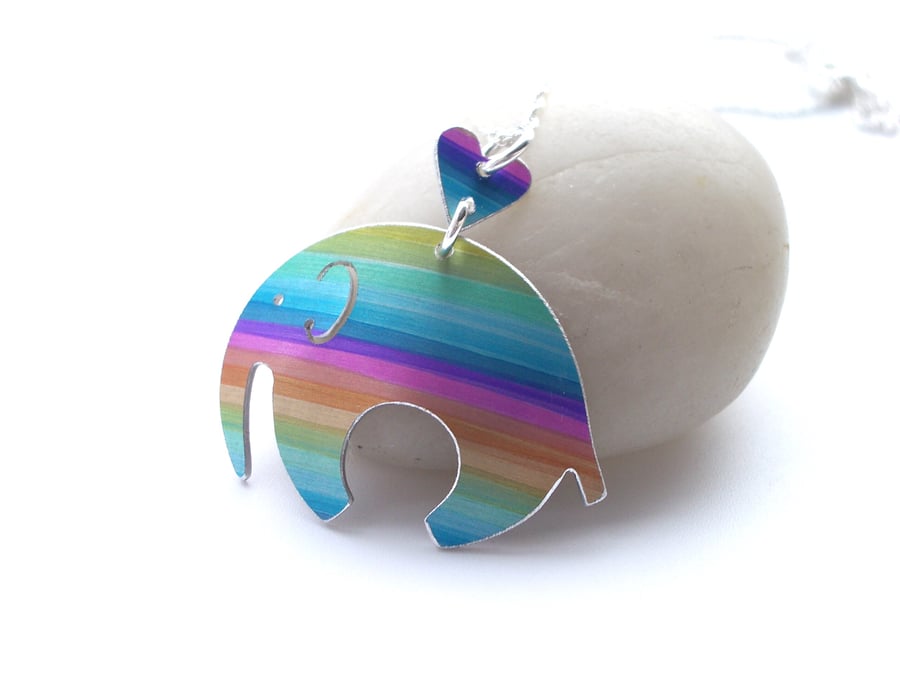 Elephant pendant necklace in rainbow stripes with heart