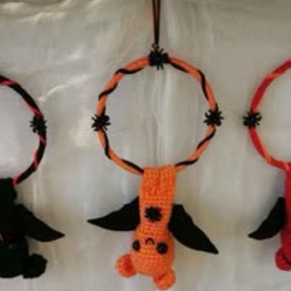 Set of 3 hanging Halloween Bats