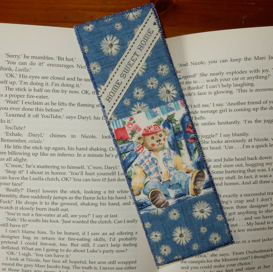Bookmark teddy bear and home sweet home