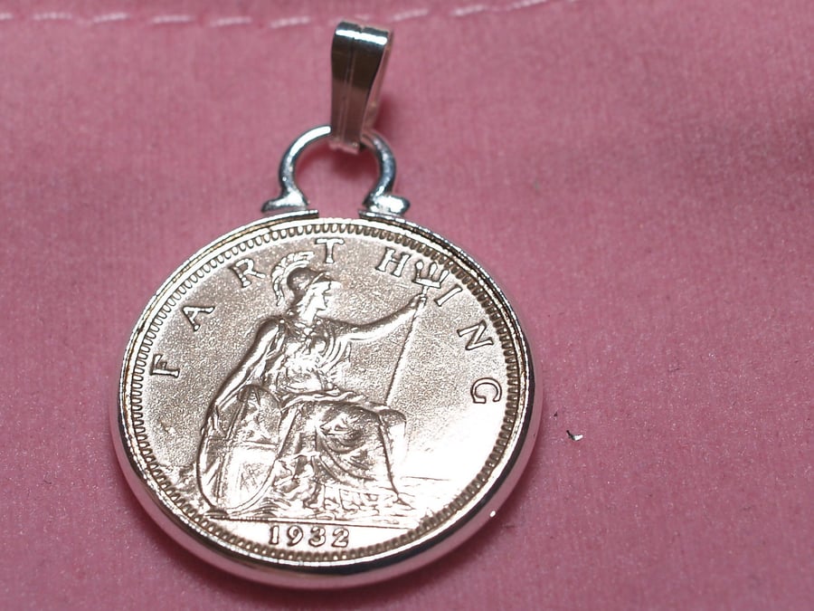 1932 89th Birthday Anniversary Farthing coin in a Silver Plated Pendant mount 87