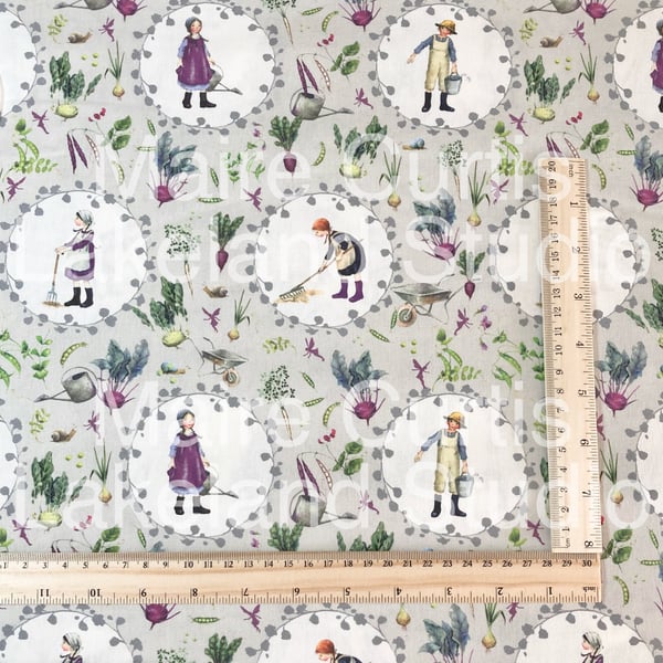 Garden Love Acufactum cotton quilt fabric from quarter metre