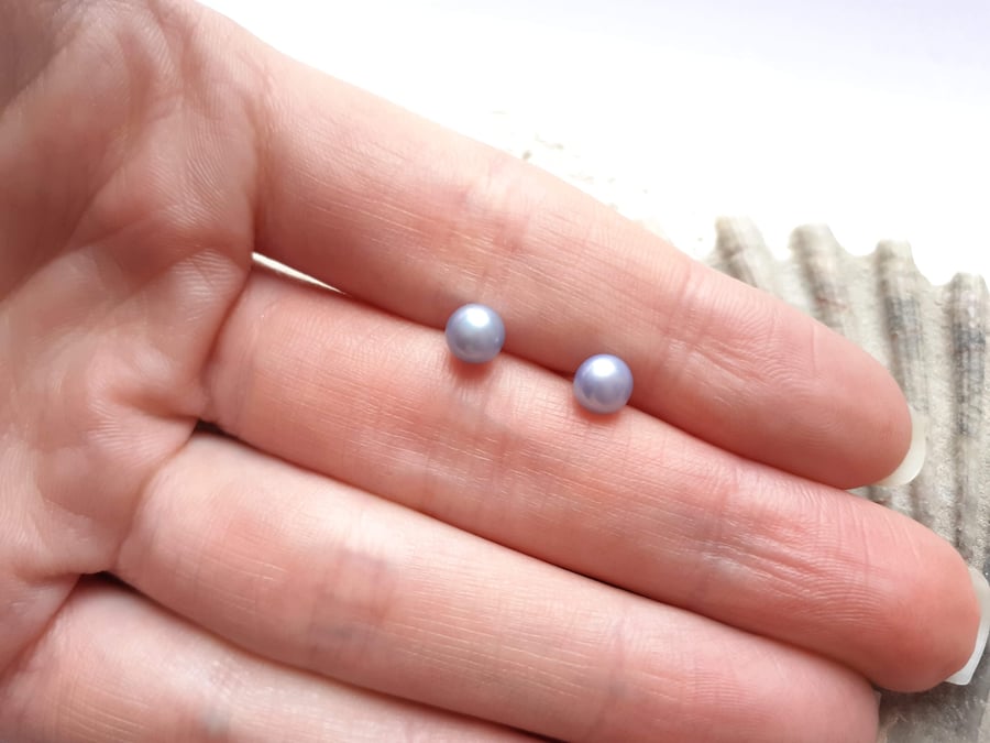 5.5mm Ice Blue Grey Stud Earrings with Sterling Silver