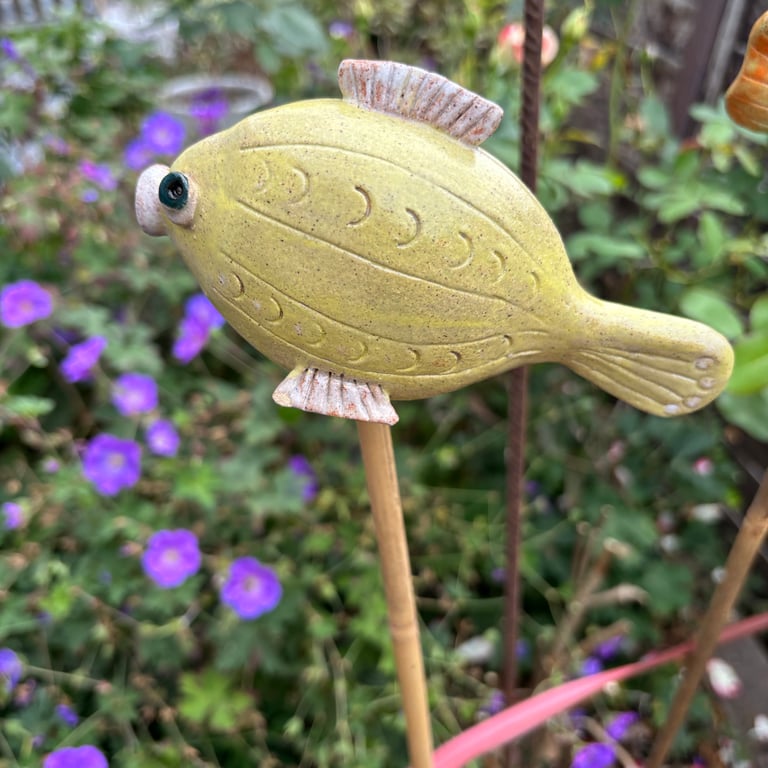 Fishy cane topper