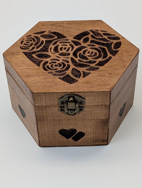 Wooden box with pyrography hearts for keepsakes, jewellery or trinkets 