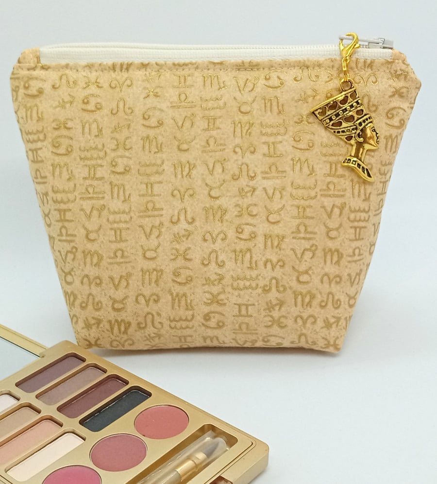 Small Egyptian make up bag NO POSTAGE 310HF
