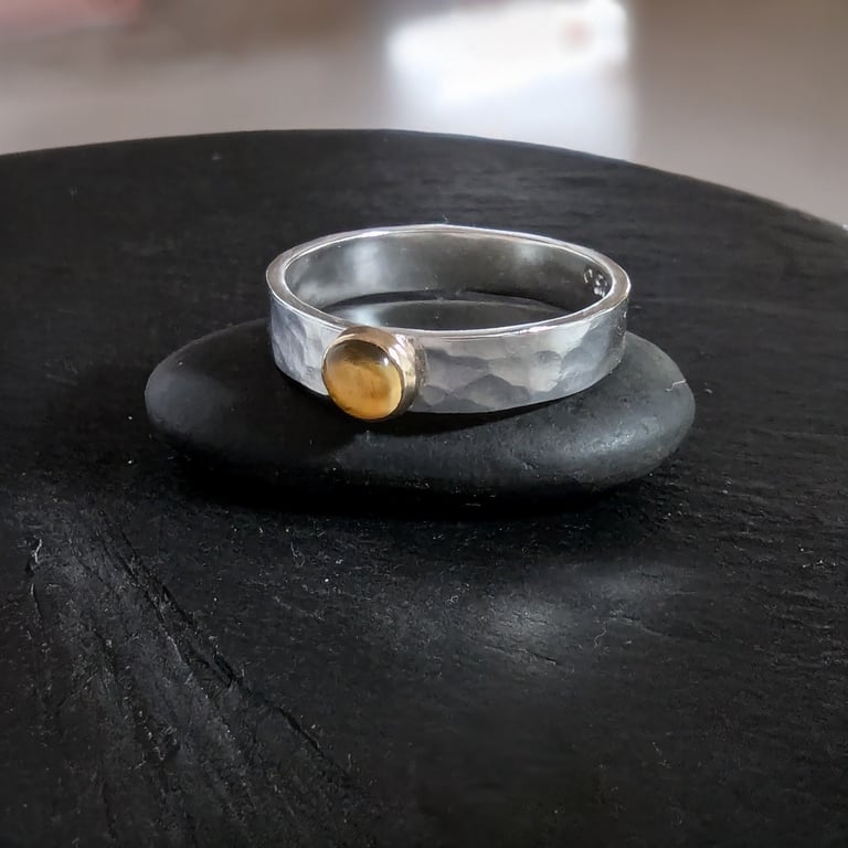 STERLING SILVER and 9 carat Gold Citrine ring 