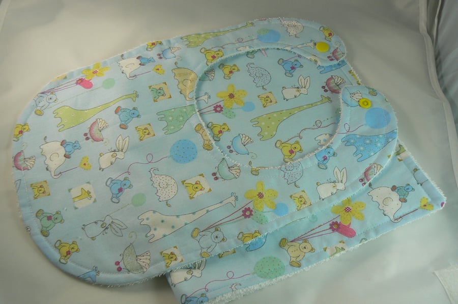 Bib and burp cloth ( medium)