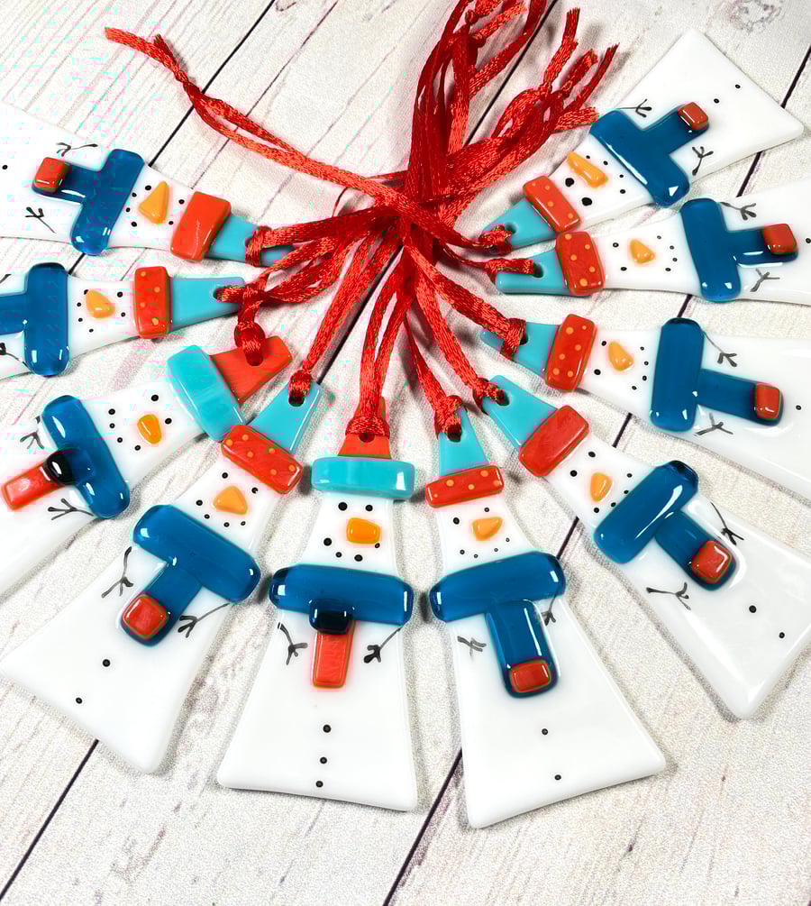 Fused glass red and blue snowmen 