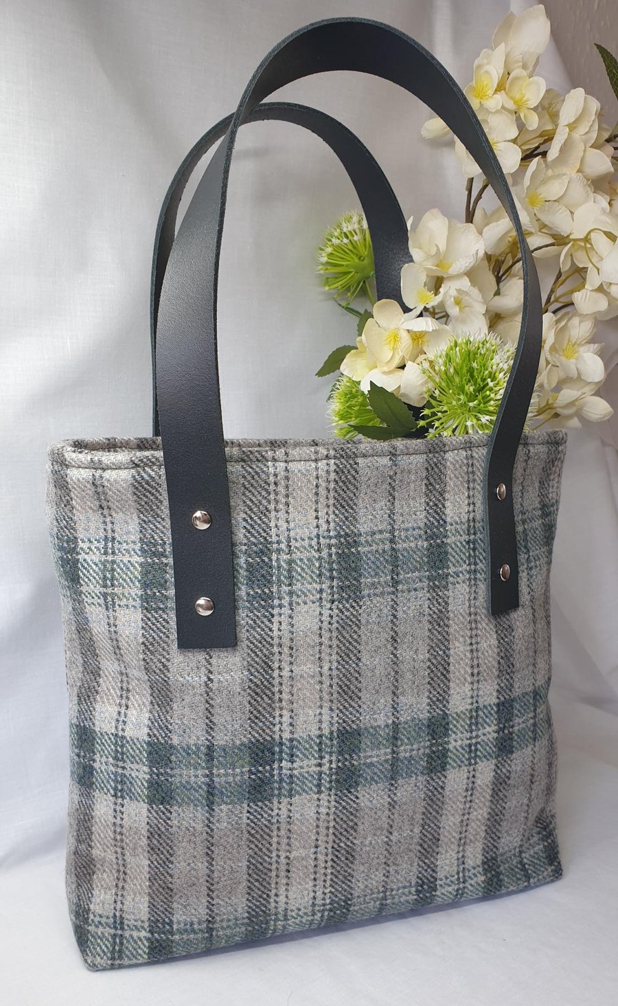 Yorkshire tweed tote