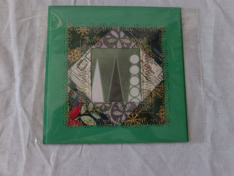 Backgammon design greetings card, green quilt block, metallic thread
