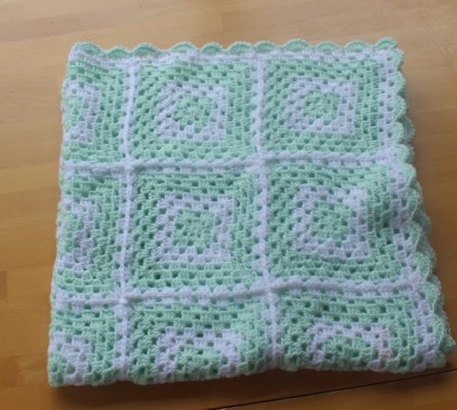Lovely crocheted baby blanket 