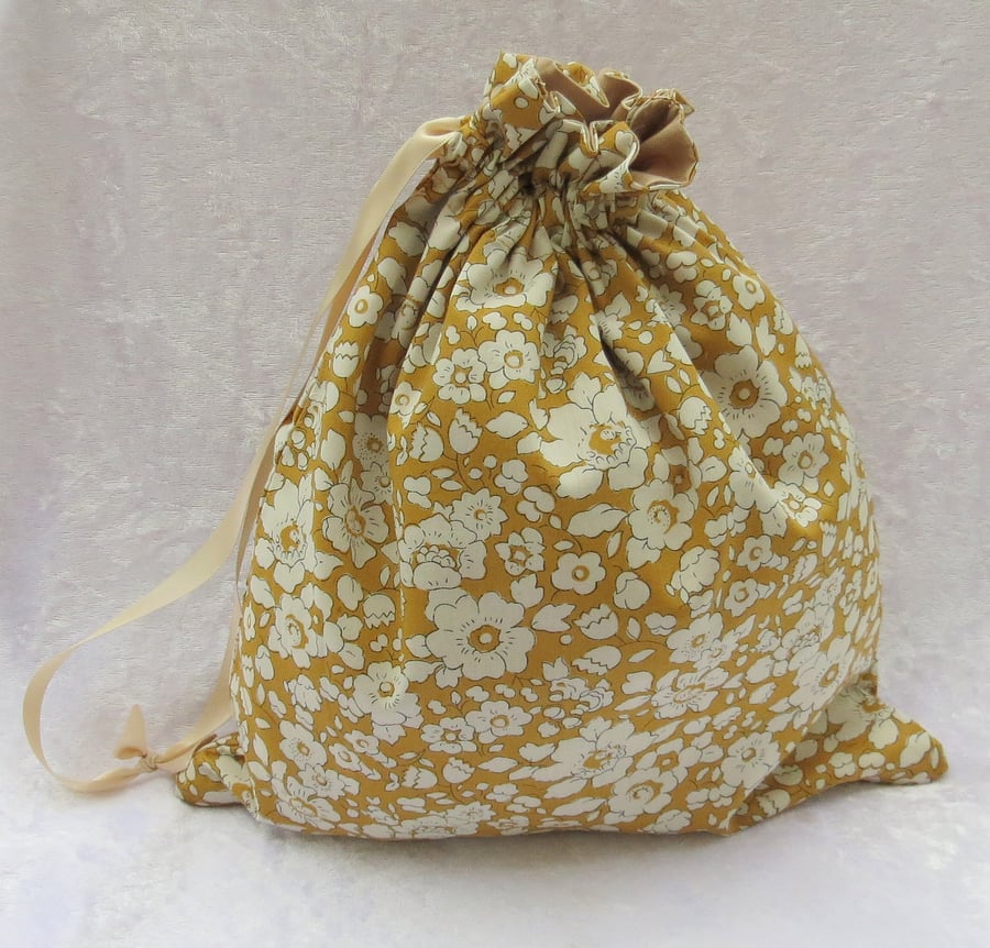 Liberty Tana Lawn bag, drawstring bag, lined bag, drawstring pouch, 28cm
