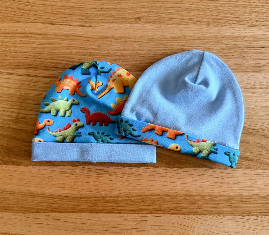 Newborn Baby Hats, Beanie hats. 2 PK. Ideal for the newborn baby 0-3mths - BE21