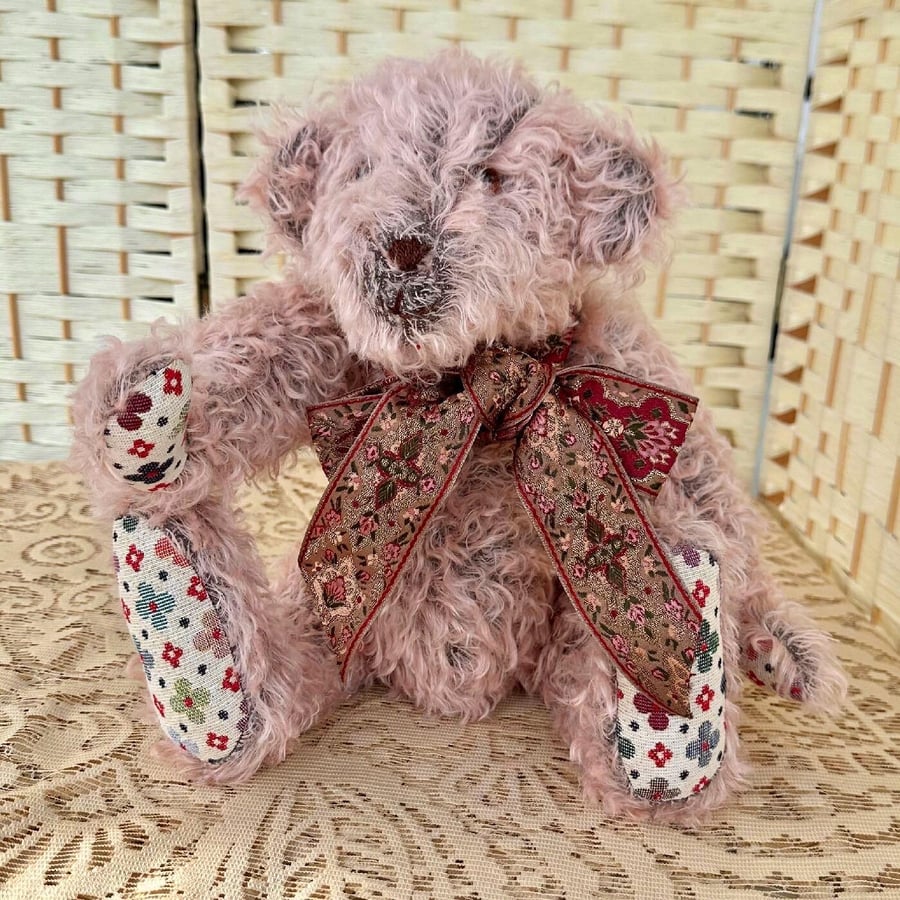 Lucia: Mohair Artist Bear 40cm (15.75”)