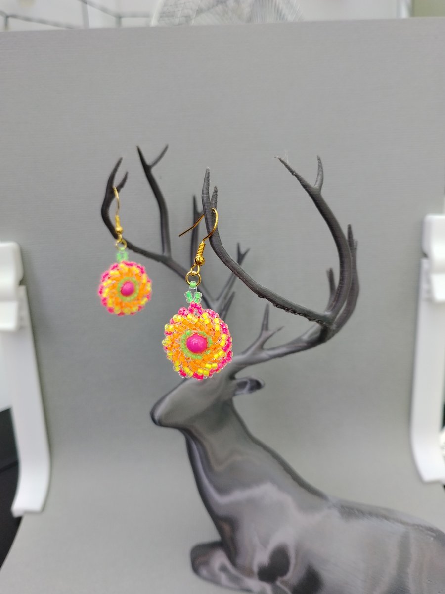 Spiral neon seed beaded earrings