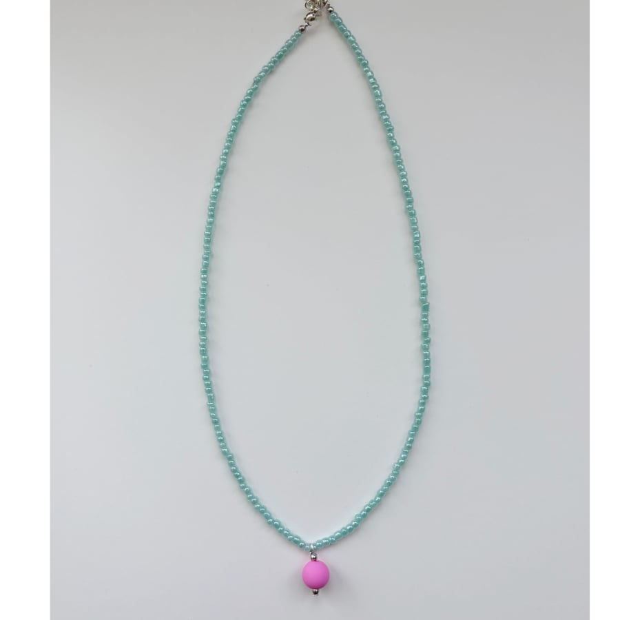 Summer Fun Light Pastel Green Seed Bead Necklace With Pastel Pink Bead