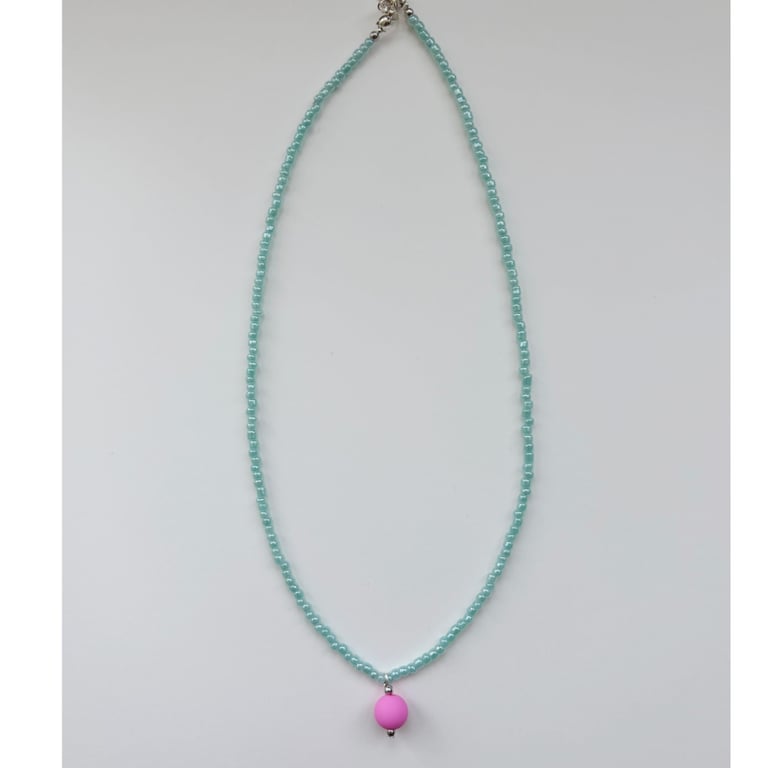Summer Fun Light Pastel Green Seed Bead Necklace With Pastel Pink Bead
