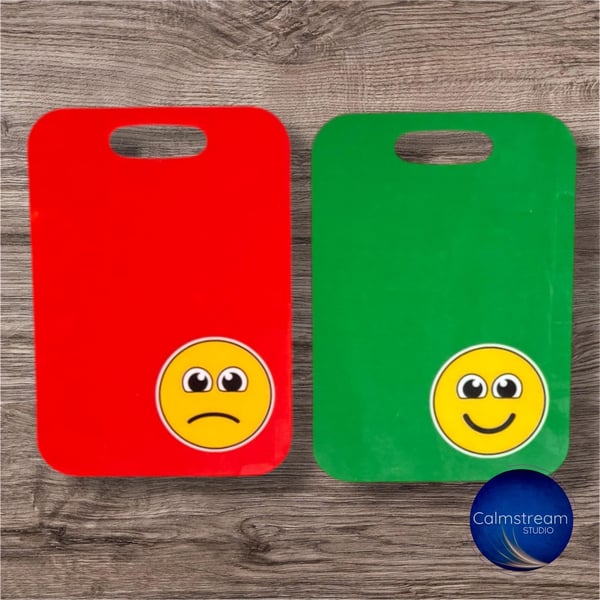 Visual Communication Tag - Wearable YesNo Indicator, SEN Support (Set of 2, Subl