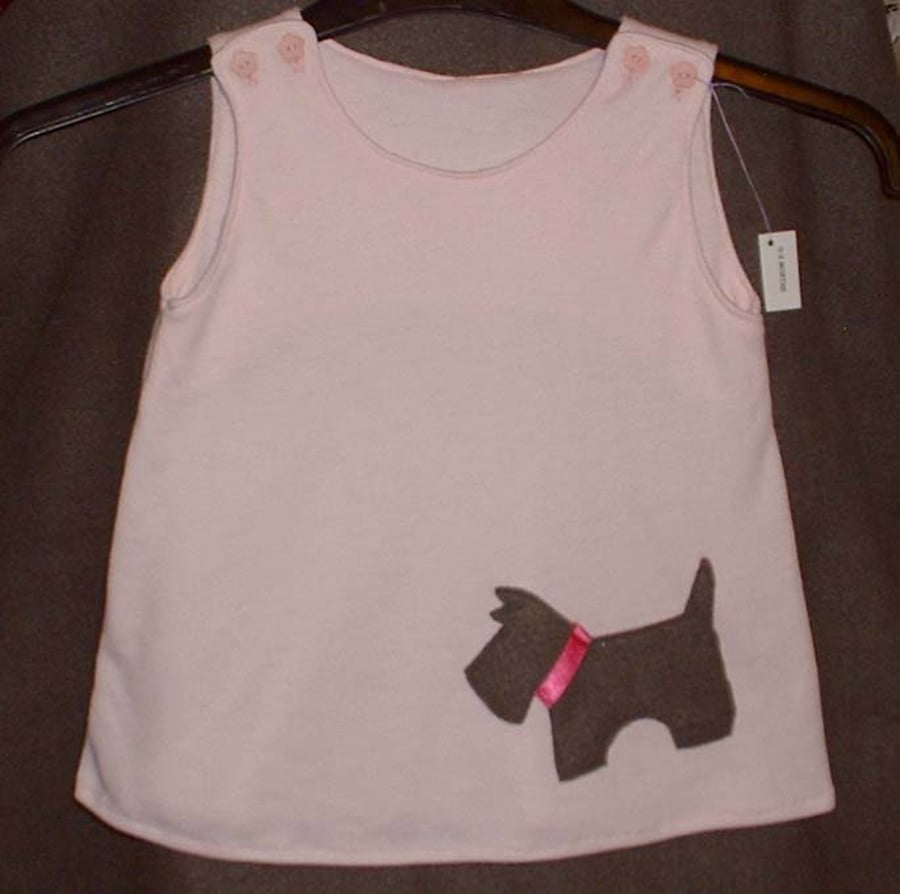Hand made baby dress in pink with applique dog design - 0-3 months (approx)