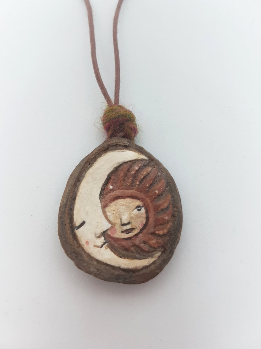 Avocado stone necklace