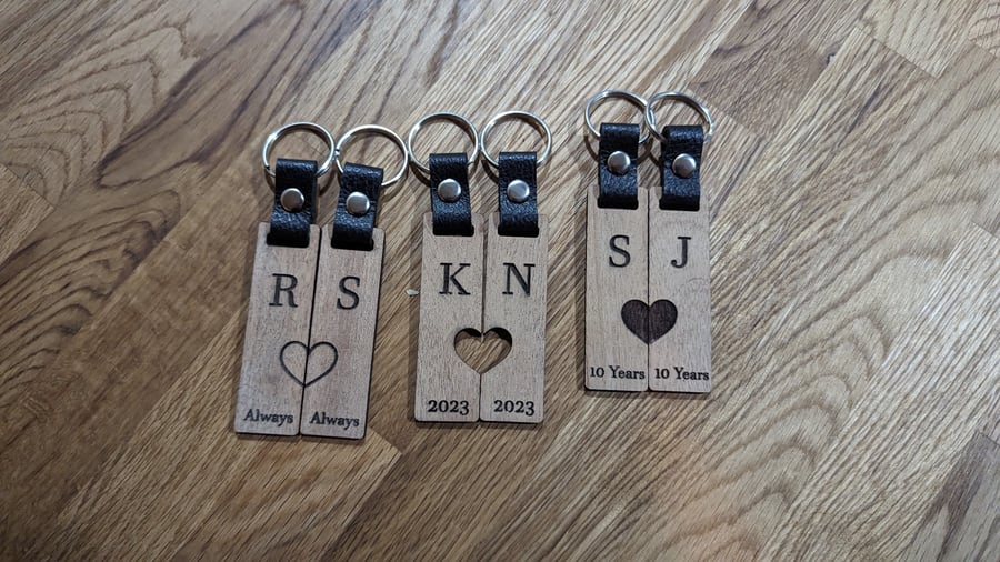 Personal Couples Keyring - Personalized solid Mahogany Wood Key Chain - Leather 