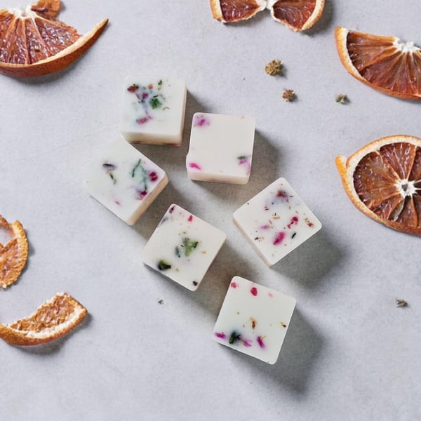 Grapefruit & Citrus Peel Botanical Soy Wax Melts - Handmade - Scented Wax Melts