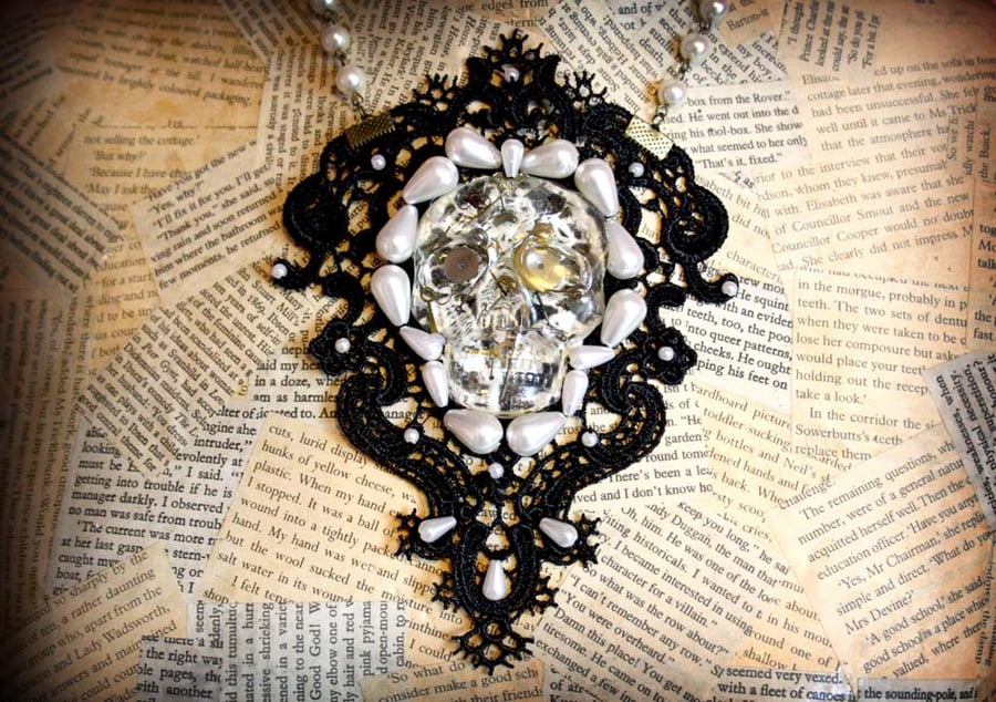 Black Lace Resin Skull Skeleton Pearl Bead Steampunk Goth Statement Bib Necklace