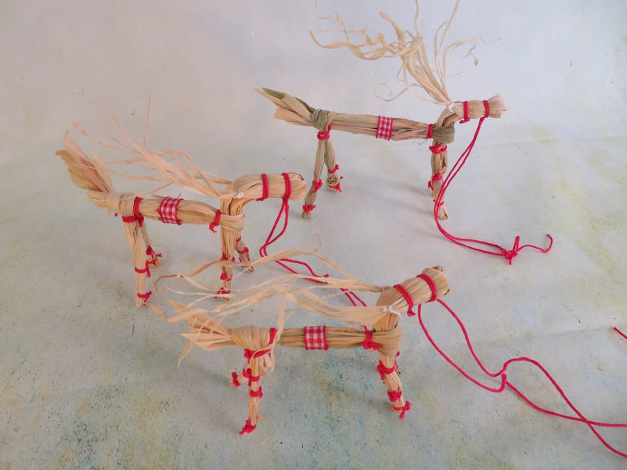 Corn Husk Reindeer Set of Three