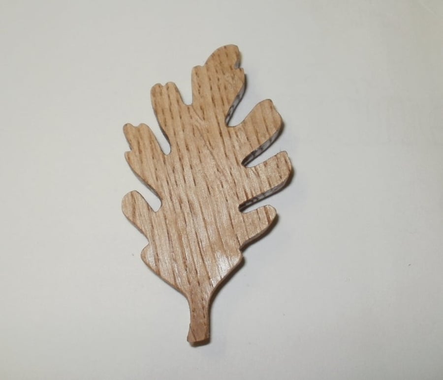 oak leaf fridge magnet wood 