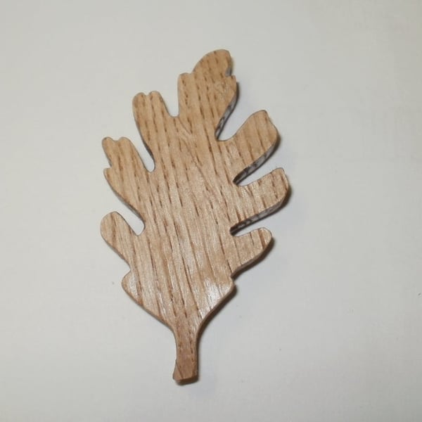 oak leaf fridge magnet wood 