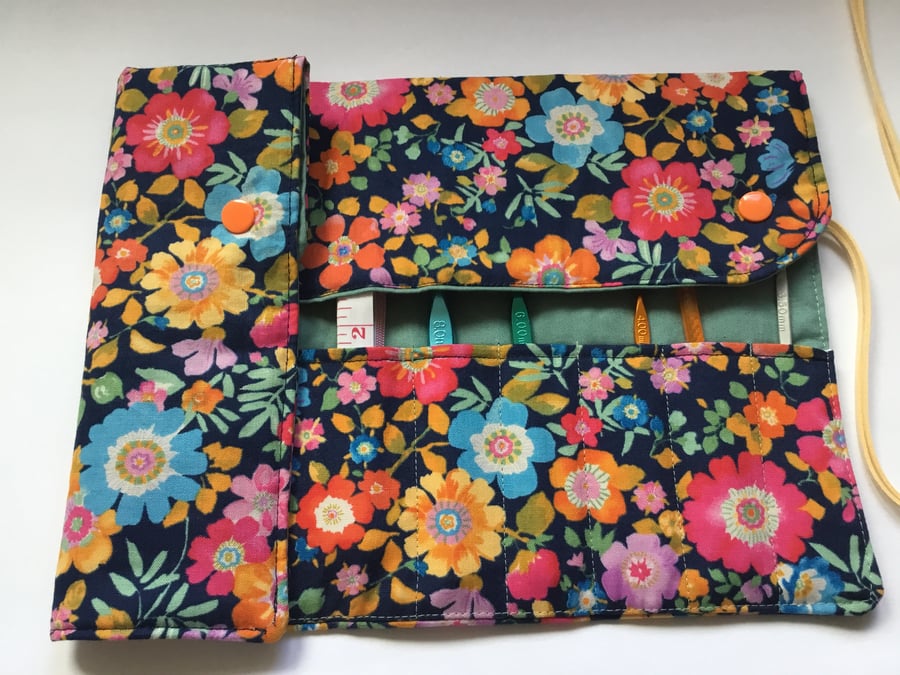 Crochet Hook Roll With Tape Measure