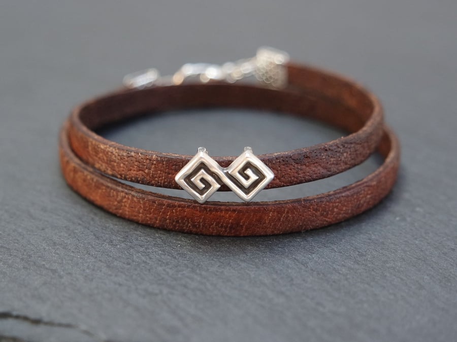 Leather wrap bracelet - geometric aztec silver plated