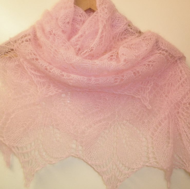 Hand knitted shawl Haruni - Folksy