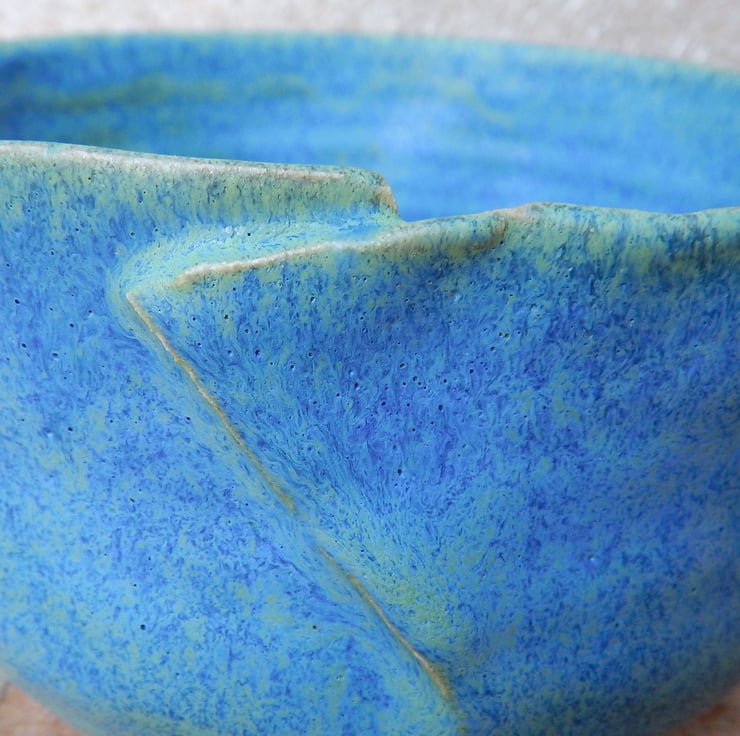 Soup, cereal, noodle or rice serving bowl dish Folksy