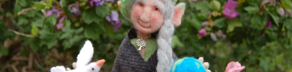 Yorkshire Hare Crafts  - Textile and needlefelt artist. 