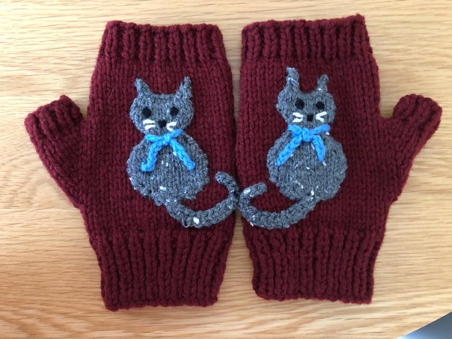 Pussy Cat Dark Red Fingerless Gloves Medium To ... - Folksy