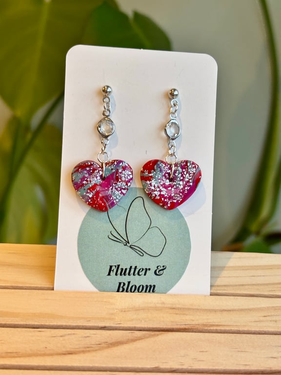 Heart dangling earrings 