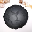 Whale Tail Ocean Art – Handcrafted Round Stonecast Plaque with Engraved Seashell